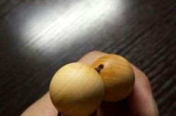 崖柏佛珠手串收藏误区：以崖柏留疤定优劣？ 