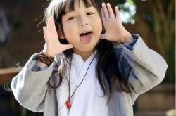 小芈月---刘楚恬成最萌小叶紫檀手串玩家