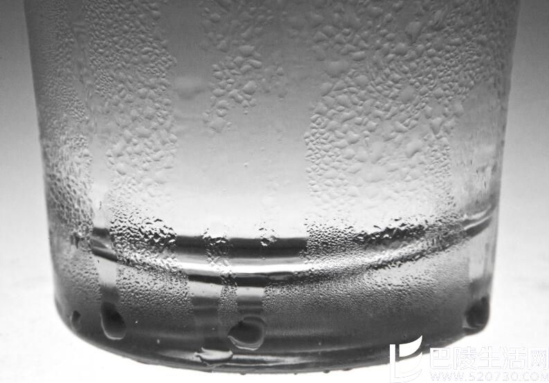 你家酒窖的卤素灯正在毁坏你心爱的葡萄酒，你造吗？