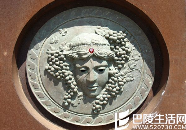 伯爵山庄的代言人——果树女神珀茉娜 伯爵山庄的代言人——果树女神珀茉娜