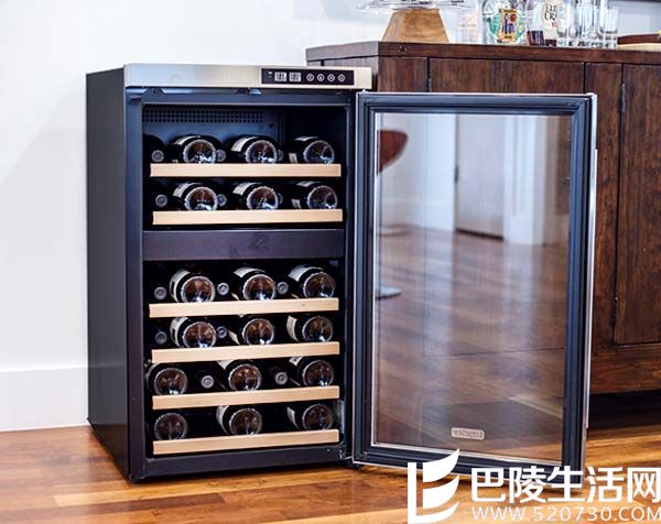 半导体电子酒柜vs压缩机酒柜，哪个更适合你？