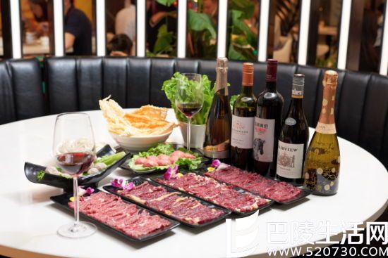 我们想让你知道，如何优雅地涮火爆的潮汕牛肉火锅