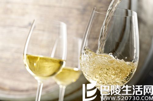 你买的白葡萄酒可陈年多长时间? 你买的白葡萄酒可陈年多长时间?