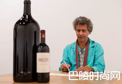 奥纳亚酒庄发布最新“艺术家之获”酒标设计