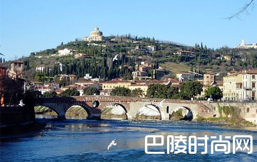 和你在这些欧洲酒城走一走，饮一杯浪漫的葡萄美酒