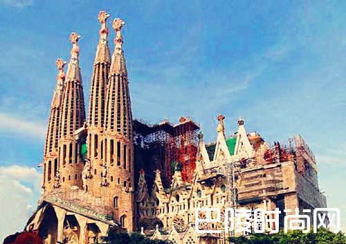 和你在这些欧洲酒城走一走，饮一杯浪漫的葡萄美酒