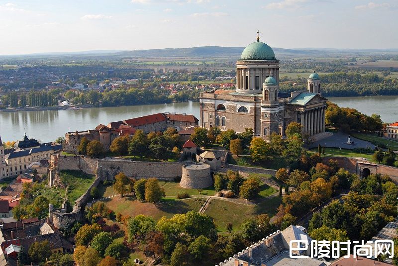 匈牙利不容错过的葡萄酒