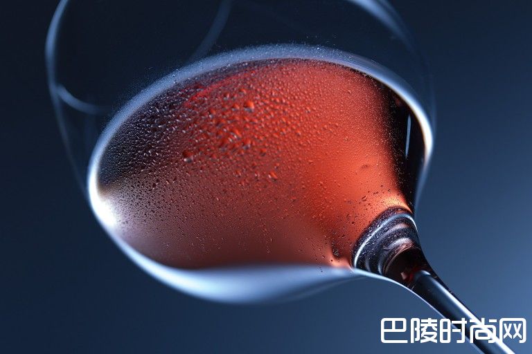 你的红葡萄酒侍饮前是不是也该降降温？