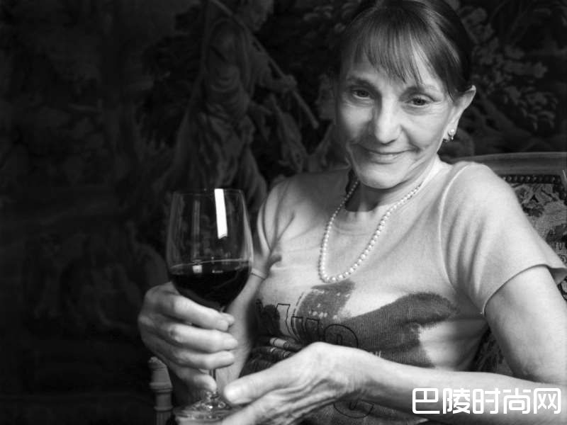 勃艮第女王拉露·比兹-勒桦