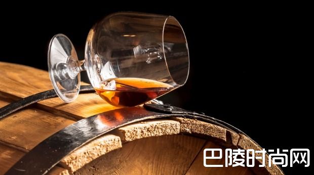 苏格兰威士忌与波本威士忌有何不同？