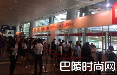 红酒世界代表团参加香港ProWine Asia 红酒世界代表团参加香港ProWine Asia