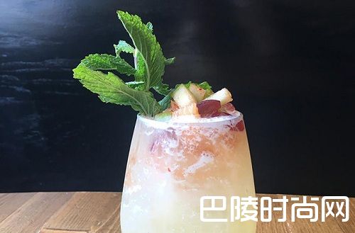 这个夏天，你需要一杯冰爽的桑格利亚