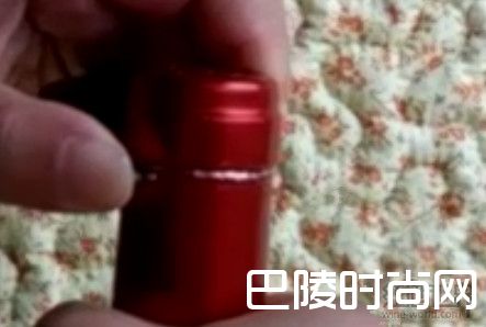 海马刀开瓶器是这样用的,优雅而正确地用! 海马刀开瓶器是这样用的,优雅而正确地用!