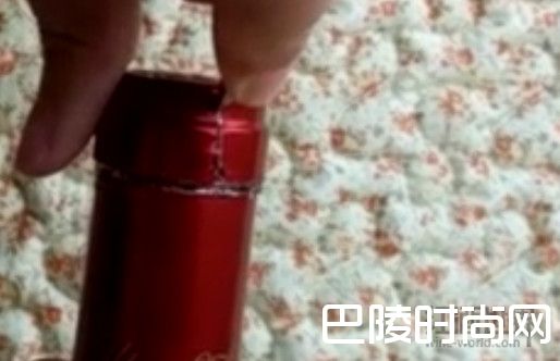 海马刀开瓶器是这样用的,优雅而正确地用! 海马刀开瓶器是这样用的,优雅而正确地用!