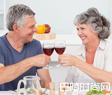 适度饮用葡萄酒带来的12个健康益处