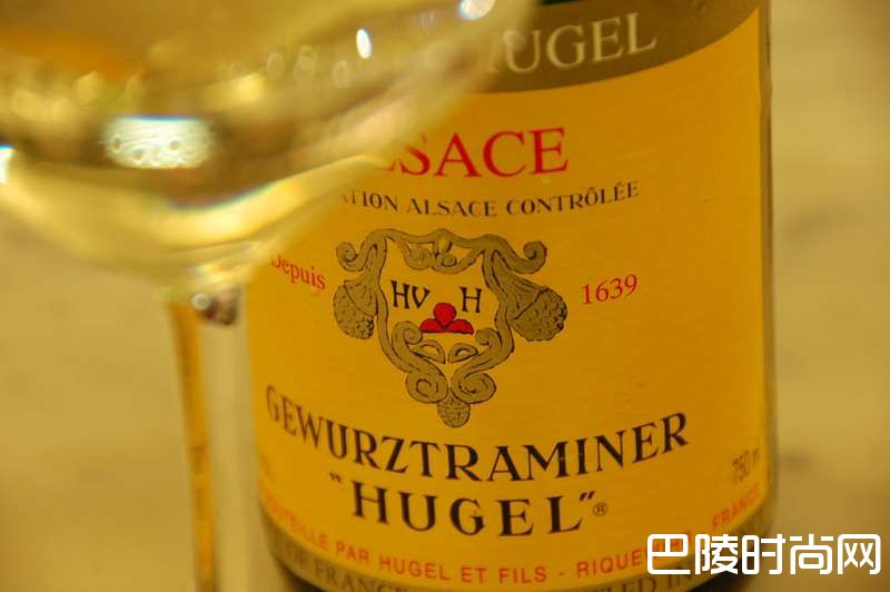 丁酉七夕:如何用一瓶酒打动爱慕的女生? 丁酉七夕:如何用一瓶酒打动爱慕的女生?