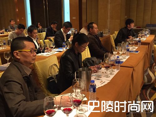 红酒世界与干露集团联手举办麦卡斯巡回品鉴会
