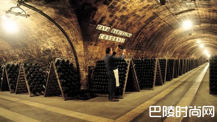 起泡酒缘何起泡？