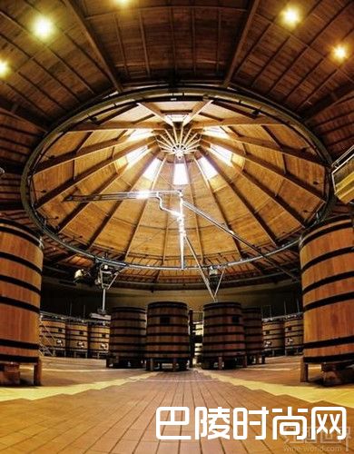 带你走进路易亚都酒庄 带你走进路易亚都酒庄
