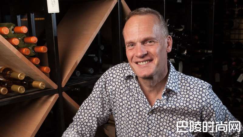 左右着葡萄酒世界的酒评家们