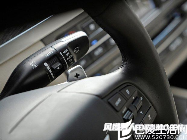 现代Genesis G80方向盘 现代Genesis G80方向盘