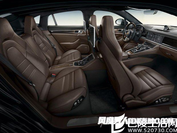 保时捷Panamera Exclusive内饰
