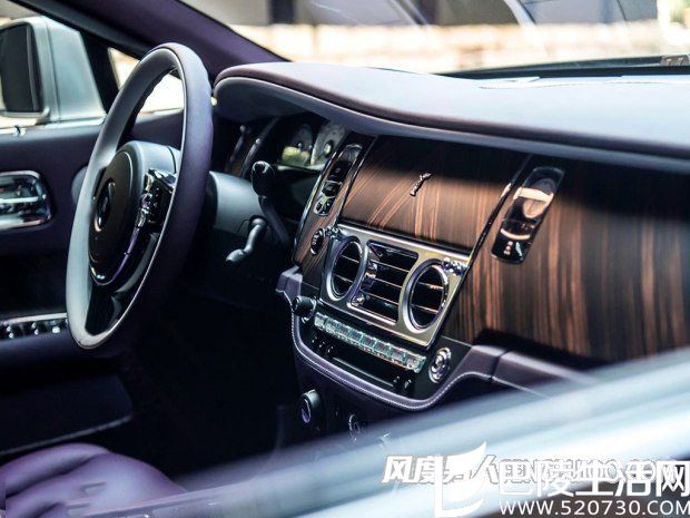 劳斯莱斯魅影内饰 劳斯莱斯魅影内饰