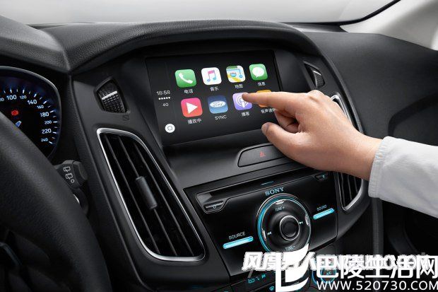 2016款福克斯性能 2016款福克斯性能