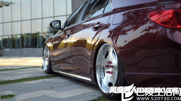 锐志HellaFlush风格改装轮胎