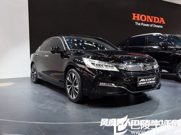 2016雅阁混动版外观