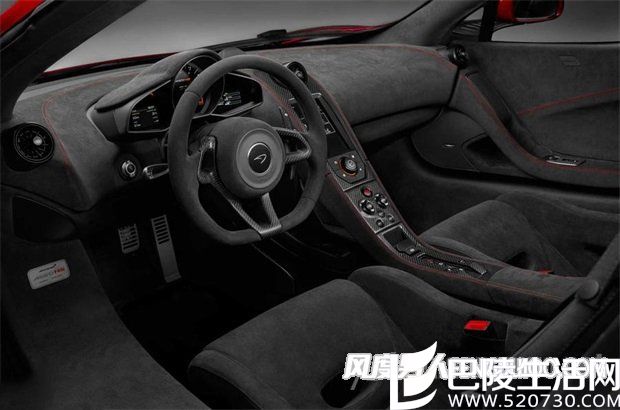 迈凯伦688 HS内饰