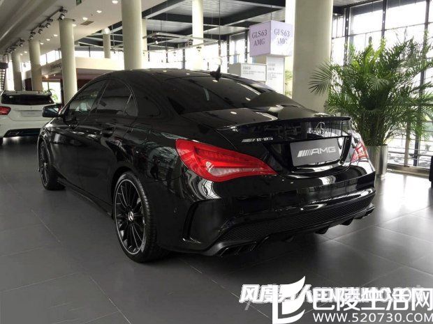 奔驰AMG CLA 45 4MATIC外观 奔驰AMG CLA 45 4MATIC外观