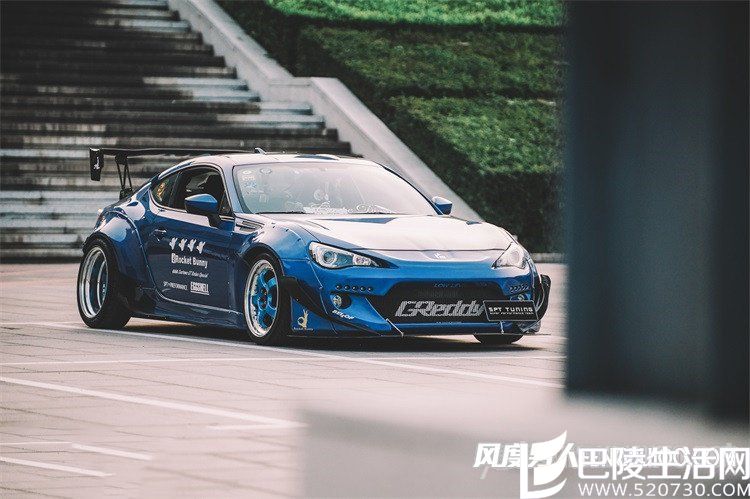 斯巴鲁BRZ宽体改装