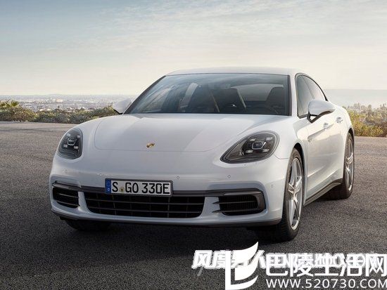 保时捷Panamera 4 E-Hybrid官图
