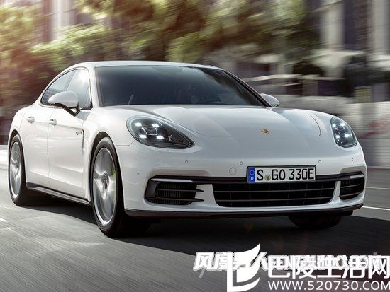 保时捷Panamera 4 E-Hybrid