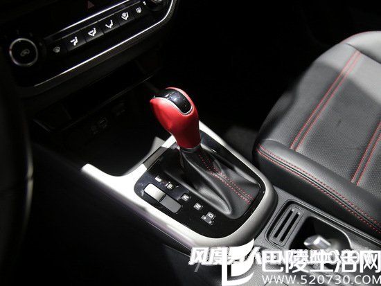 东风悦达起亚新款KX3手刹 东风悦达起亚新款KX3手刹