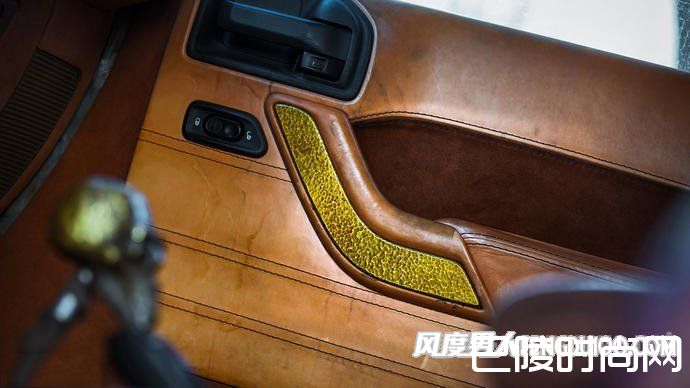 汽车车门 汽车车门