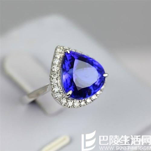 最新18k金镶钻坦桑石戒指款式大全