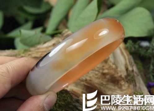 玉髓手镯的选购