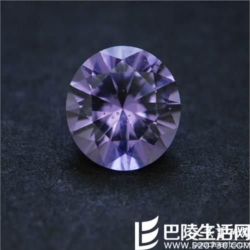 尖晶石居然是2015年最热卖的彩色宝石之一 尖晶石居然是2015年最热卖的彩色宝石之一