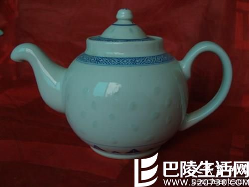 景德镇青花玲珑瓷图片2