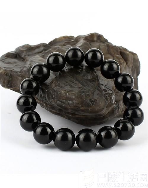 黑色碧玺手链怎么鉴别 黑色碧玺手链怎么鉴别