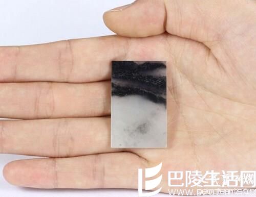 三种新疆和田墨玉的图片鉴赏