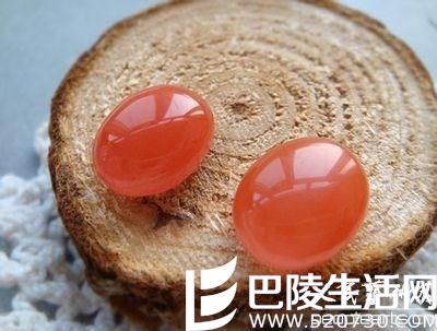 精品红葡萄石原石图片欣赏 精品红葡萄石原石图片欣赏