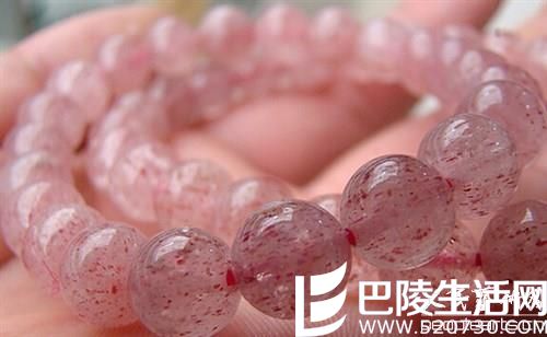 如何挑选草莓晶? 如何挑选草莓晶?