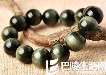 什么是猫眼绿发晶?猫眼绿发晶图片欣赏 什么是猫眼绿发晶?猫眼绿发晶图片欣赏