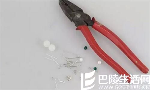 图解自制猫眼石耳环的方法  