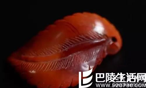 战国红玛瑙精品雕件树叶吊坠图片欣赏