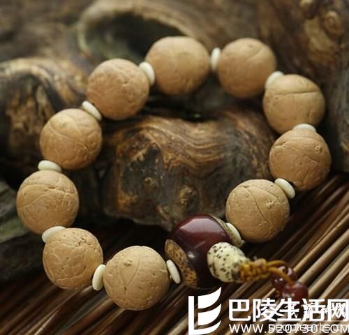 凤眼菩提配饰选择及颜色搭配