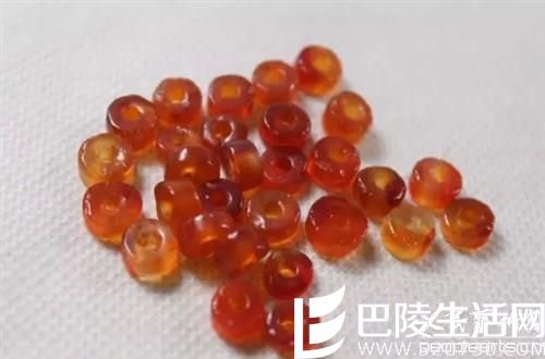 五招教你如何鉴别千年老玛瑙珠子